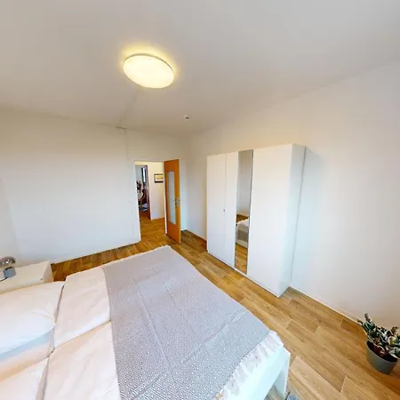 Modernes 3-raum-appartement, Wlan شيمنيتز